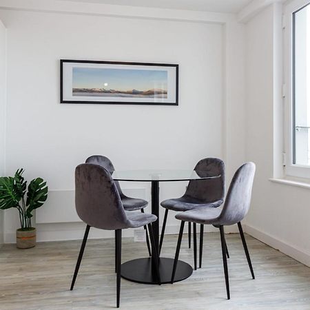 Contemporary 2 Bedroom Duplex In Salford แมนเชสเตอร์ ภายนอก รูปภาพ