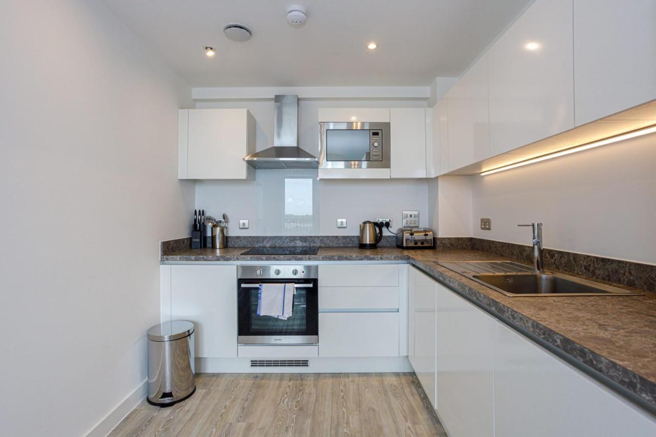 Contemporary 2 Bedroom Duplex In Salford แมนเชสเตอร์ ภายนอก รูปภาพ